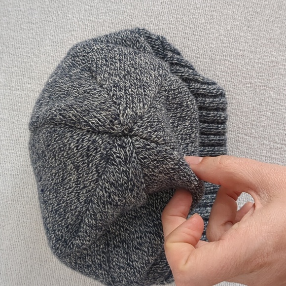 Levis Unisex Winter Beanie Hat Knit Fleece Lined Heather Blue One Size Fits All - Picture 8 of 8